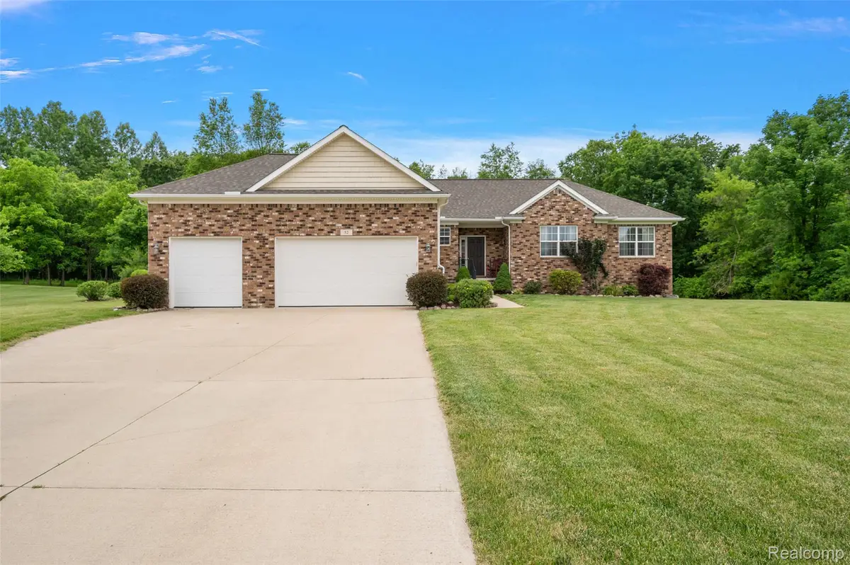 52 Parker Lane, Ortonville, MI 48462 - #1