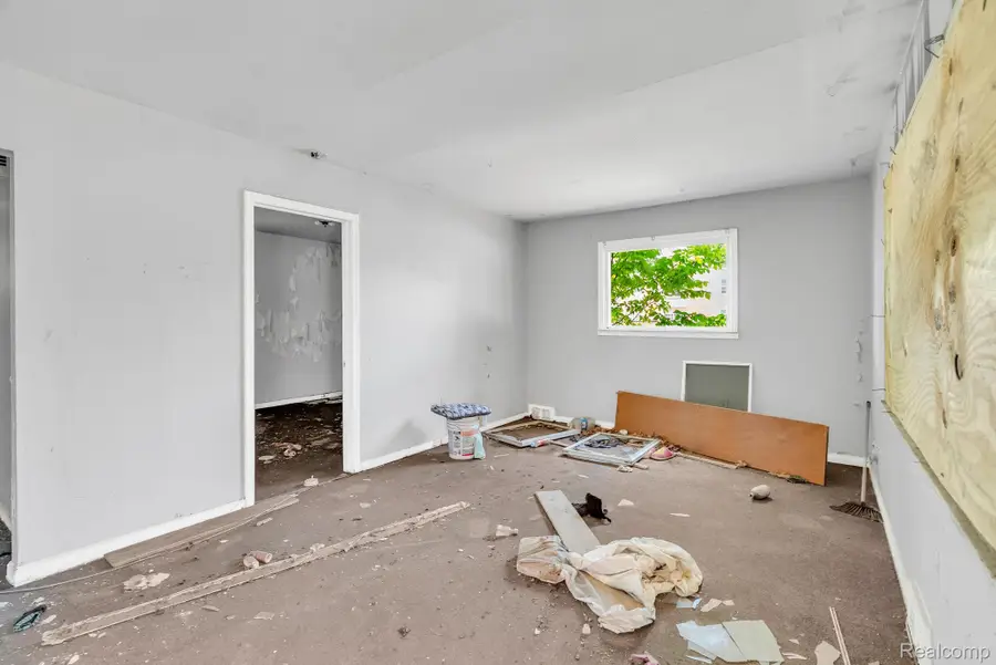9190 Schaefer Highway, Detroit, MI 48228 - #3