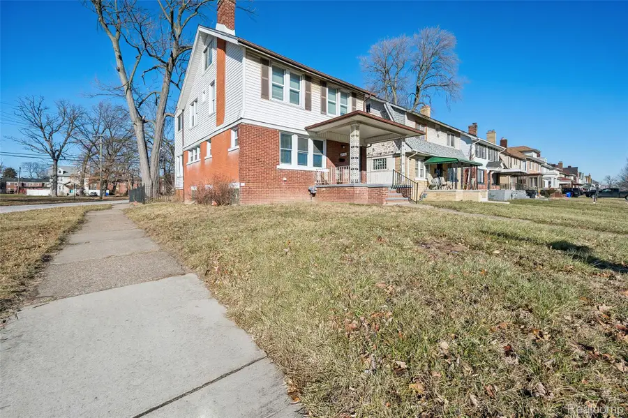 2076 Collingwood Street, Detroit, MI 48206 - #2