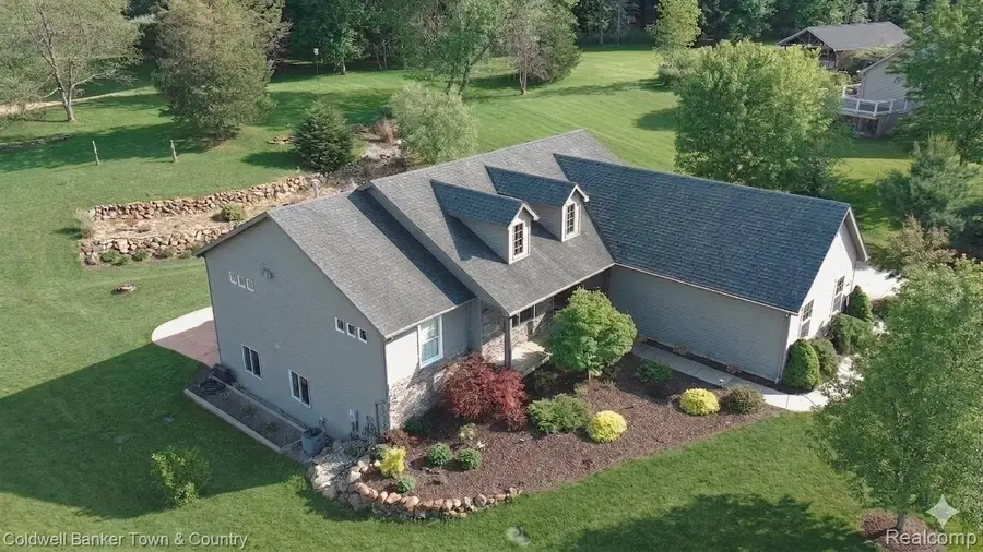 3505 Prescott Drive, Howell, MI 48843 - #2