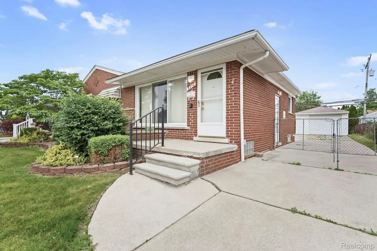 3310 Maidstone Street, Trenton, MI 48183 - #1