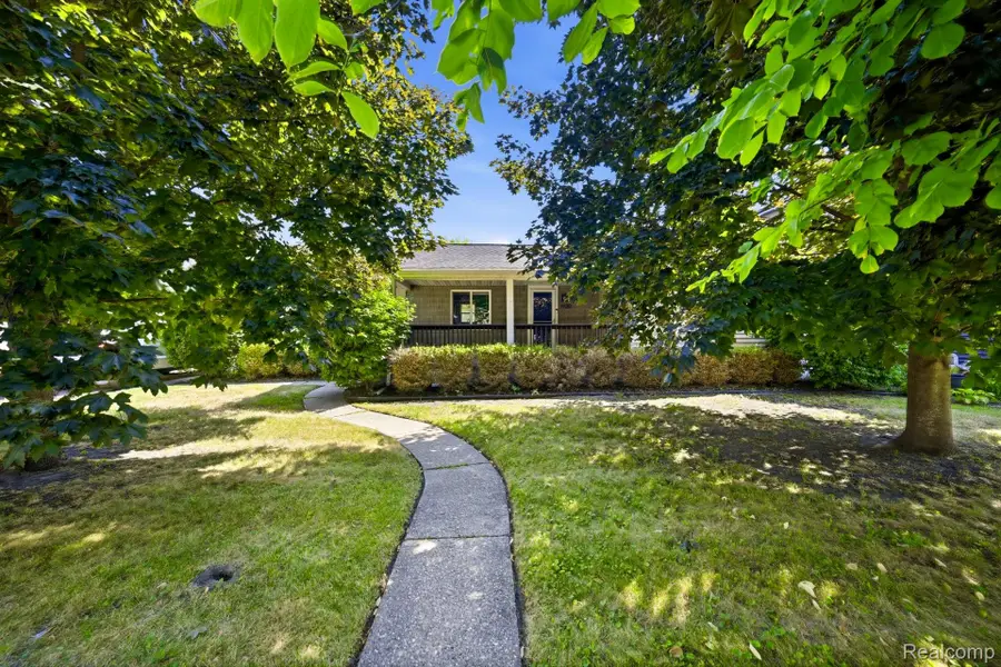1920 E Saratoga Street, Ferndale, MI 48220 - #3