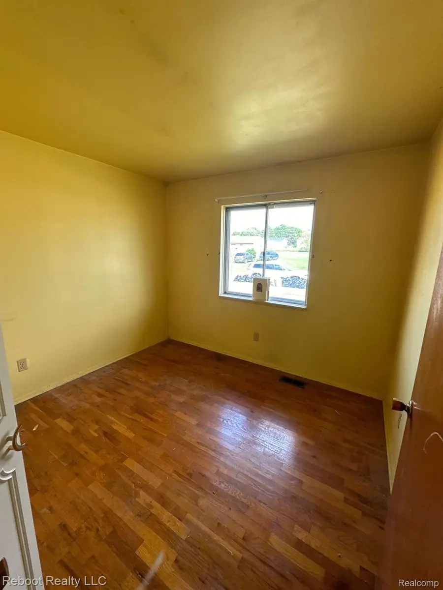 6199 Stem Lane, Beecher, MI 48458 - #2