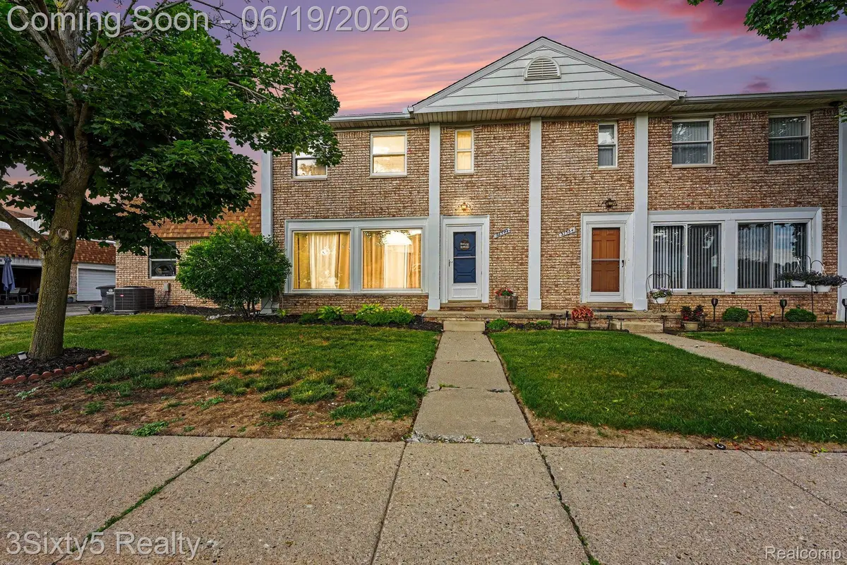 37592 Garden Court, Westland, MI 48185 - #1