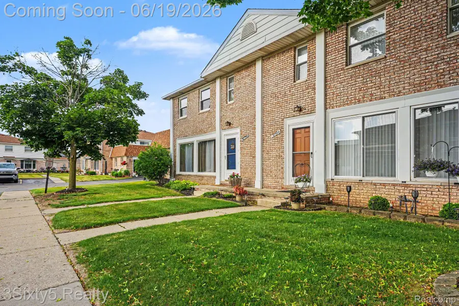 37592 Garden Court, Westland, MI 48185 - #3