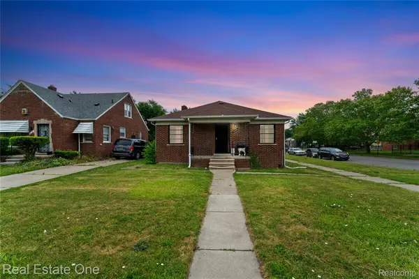 5200 Chalmers Street, Detroit, MI 48213