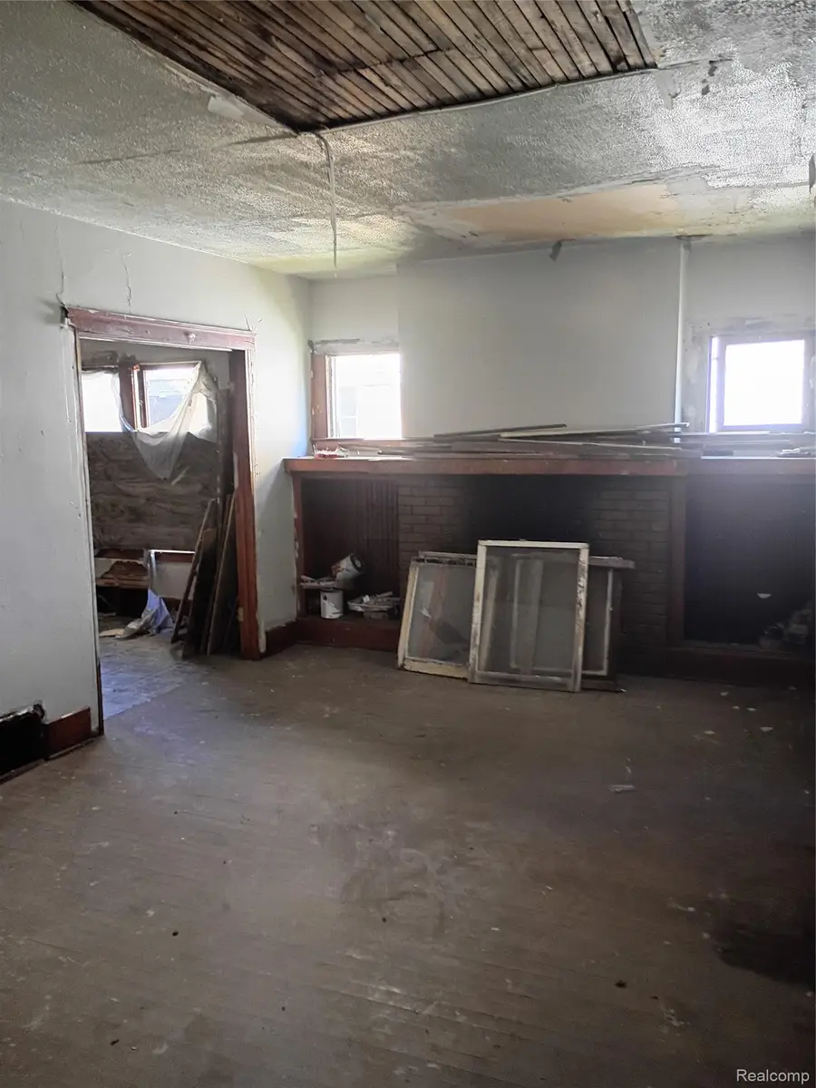 2176 Algonquin Street, Detroit, MI 48215 - #2