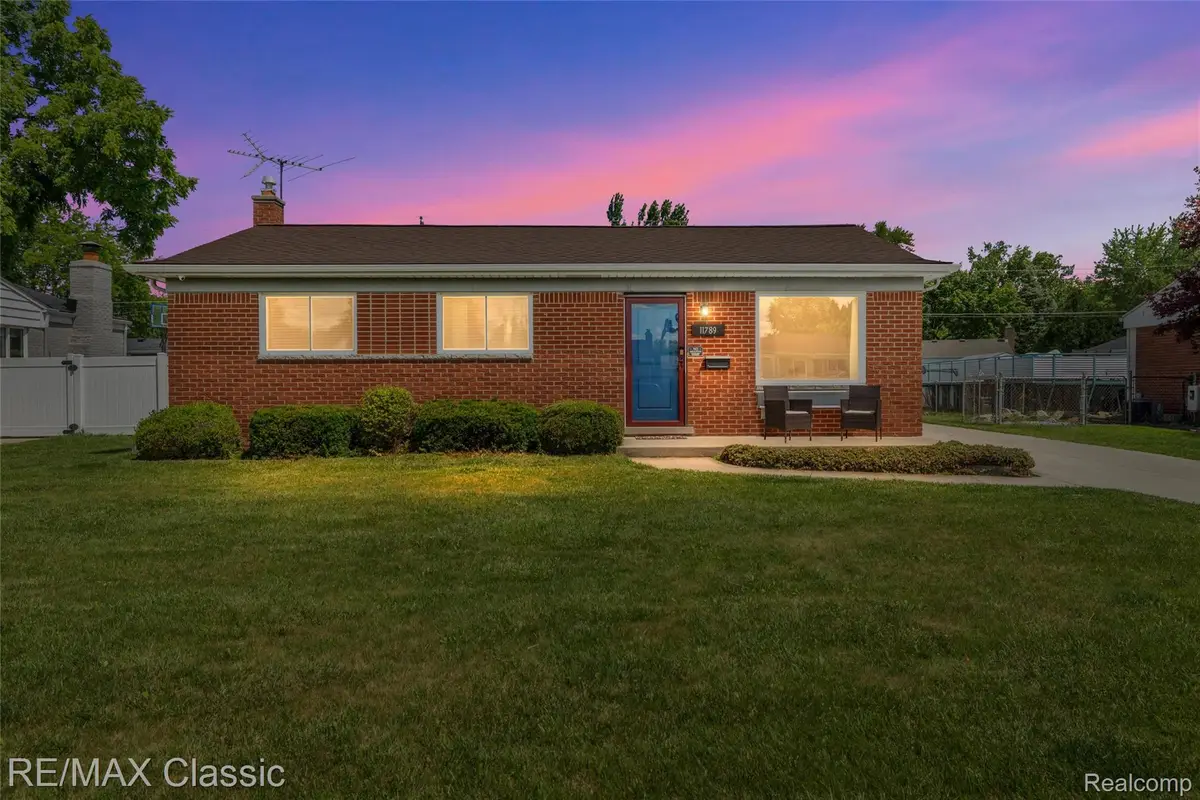 11789 Danforth Drive, Sterling Heights, MI 48312 - #1