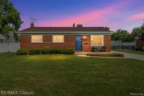 11789 Danforth Drive, SterlingHeights, MI 48312