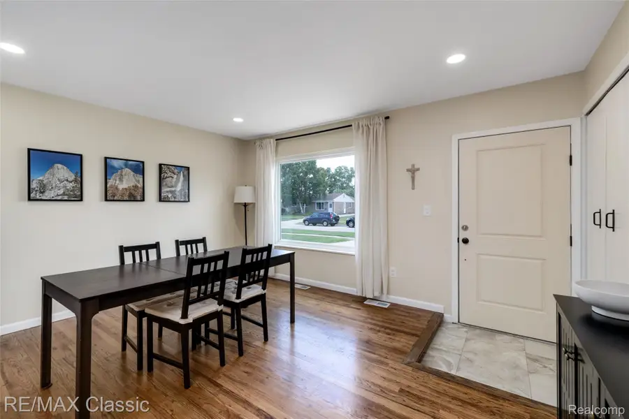 11789 Danforth Drive, Sterling Heights, MI 48312 - #3