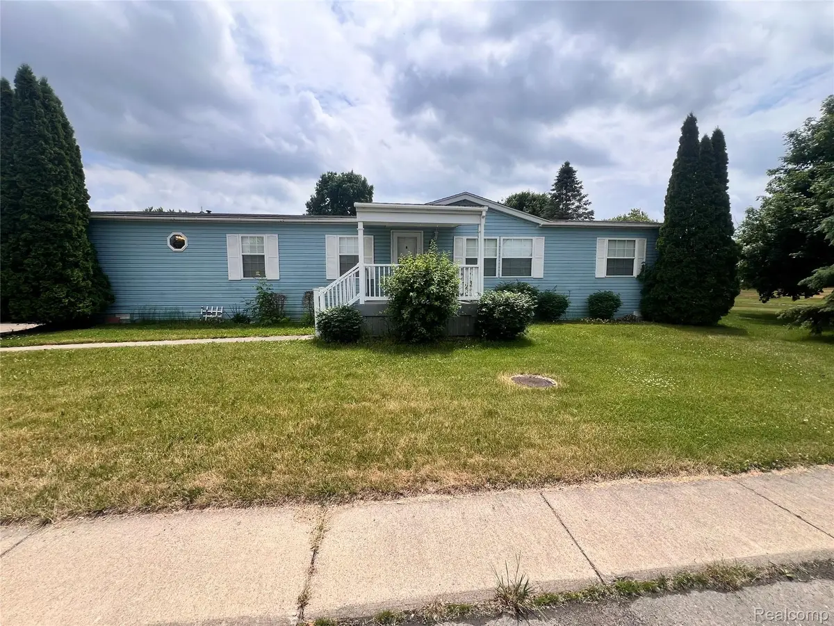 415 Weeping Willow, Flint, MI 48506 - #1