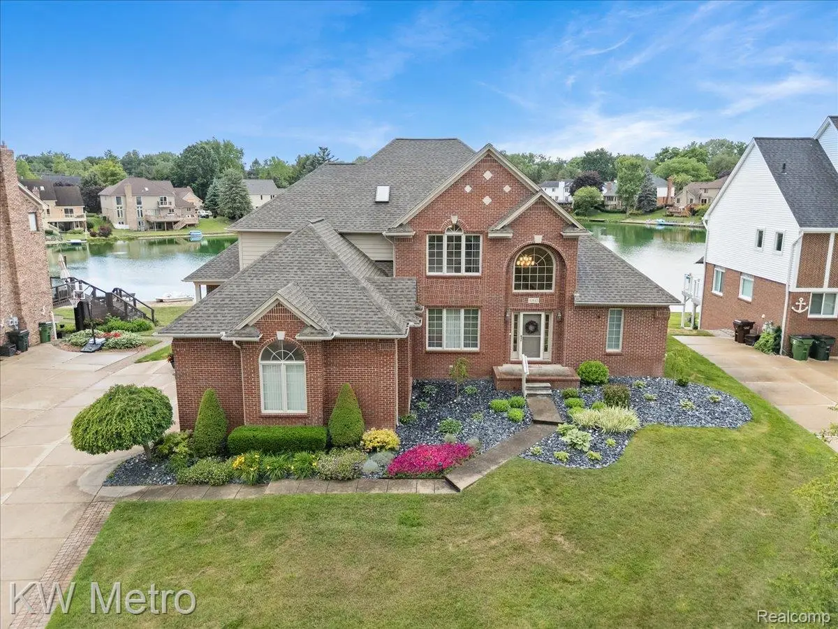 49145 White Mill Drive, Utica, MI 48317 - #1