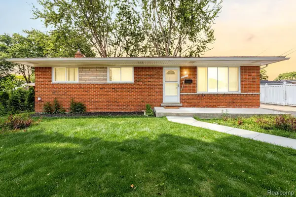 33190 Priehs Court, SterlingHeights, MI 48312