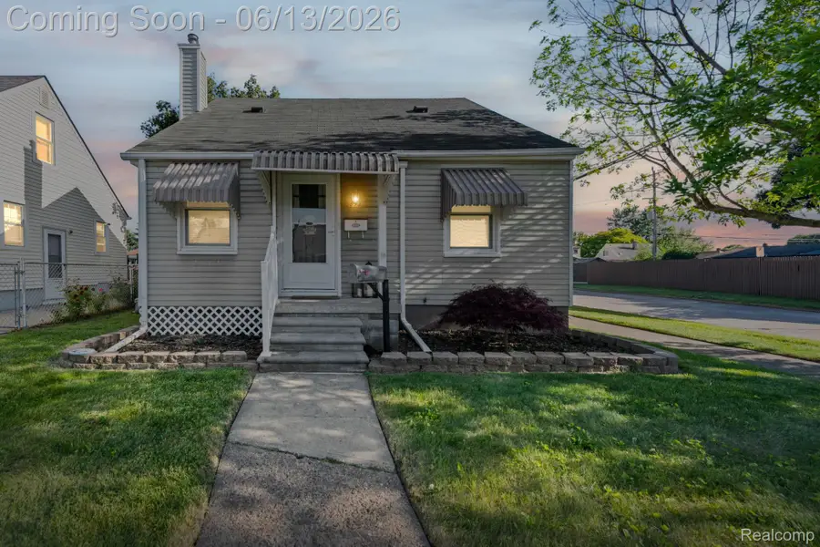 893 Ford Boulevard, Lincoln Park, MI 48146 - #3