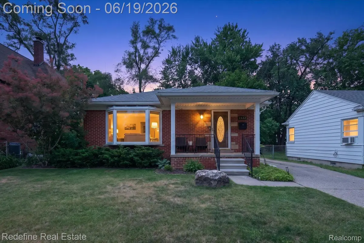 2432 Dallas Avenue, Royal Oak, MI 48067 - #1