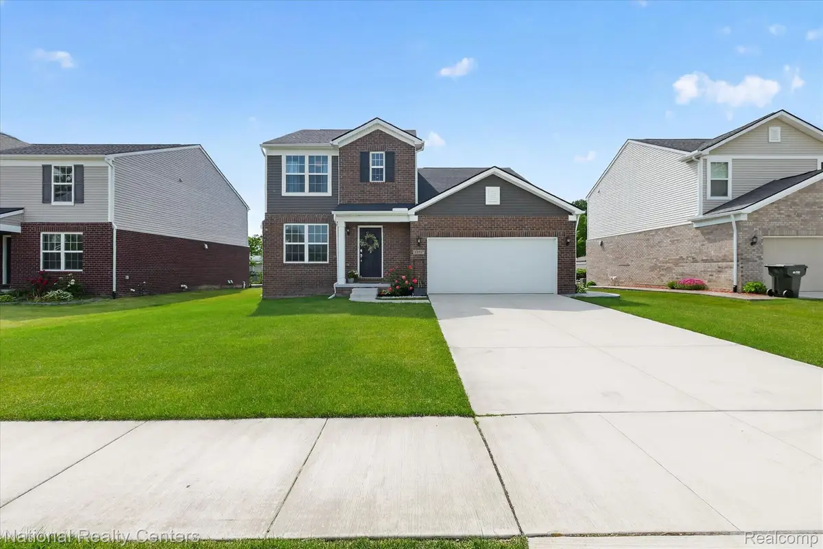 33137 Fuhrmann Drive, Sterling Heights, MI 48310 - #1