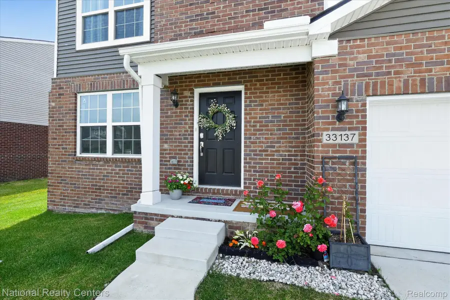 33137 Fuhrmann Drive, Sterling Heights, MI 48310 - #2