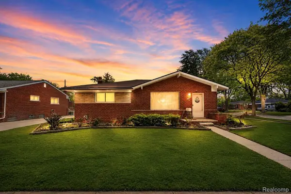 28326 Alden Street, MadisonHeights, MI 48071