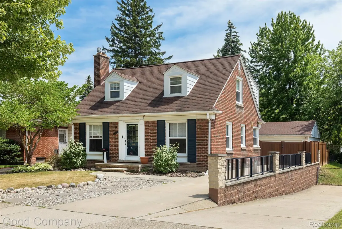 23645 Lawrence Avenue, Dearborn, MI 48128 - #1
