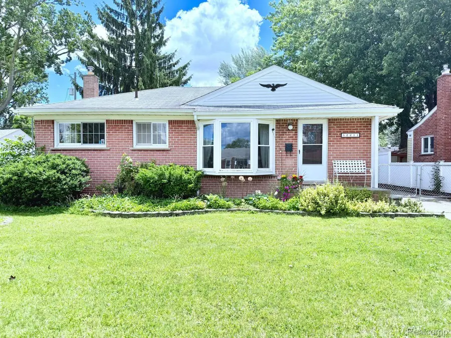 32211 Avondale Street, Westland, MI 48186 - #2