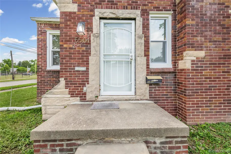 5501 Oldtown Street, Detroit, MI 48224 - #3