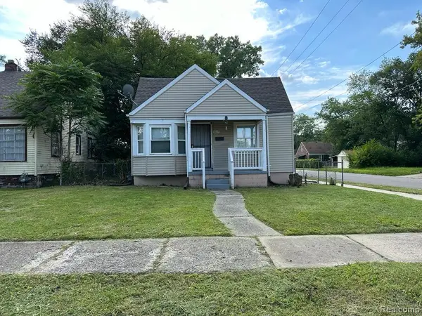 9277 Stout Street, Detroit, MI 48228