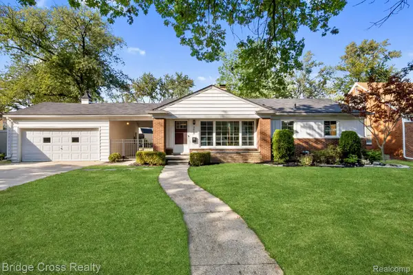 2614 Essex Street, RoyalOak, MI 48073