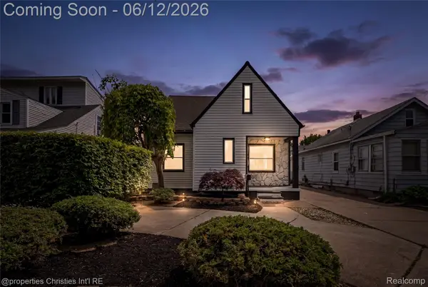 22502 Beach Street, StClairShores, MI 48081