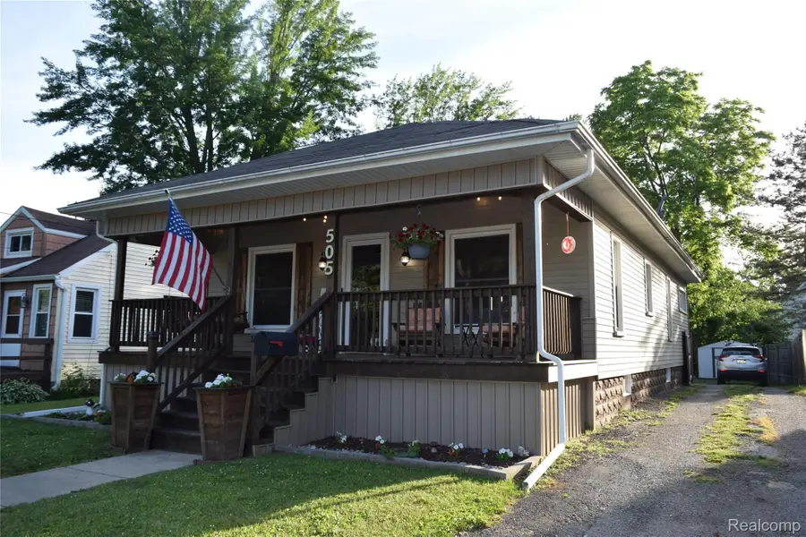505 N Marquette Street, Durand, MI 48429 - #3
