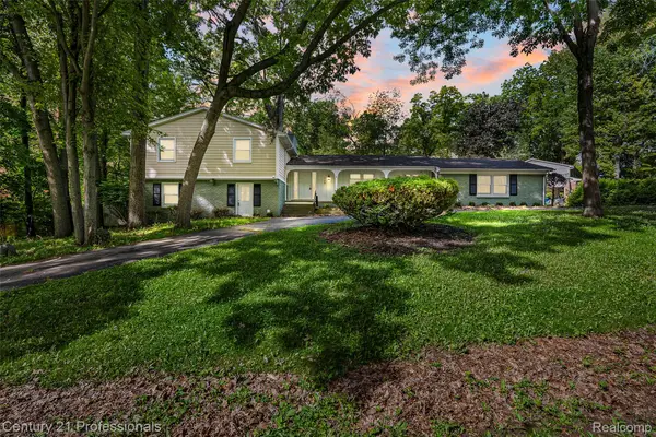 745 Hawthorne Drive, BloomfieldHills, MI 48304