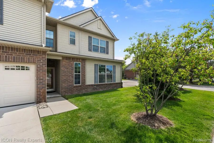 23668 Clarewood Street, Macomb, MI 48042 - #2