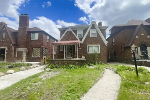 17530 Santa Barbara Drive, Detroit, MI 48221