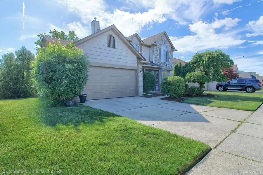 3339 Riverside Drive, Canton, MI 48188 - #3