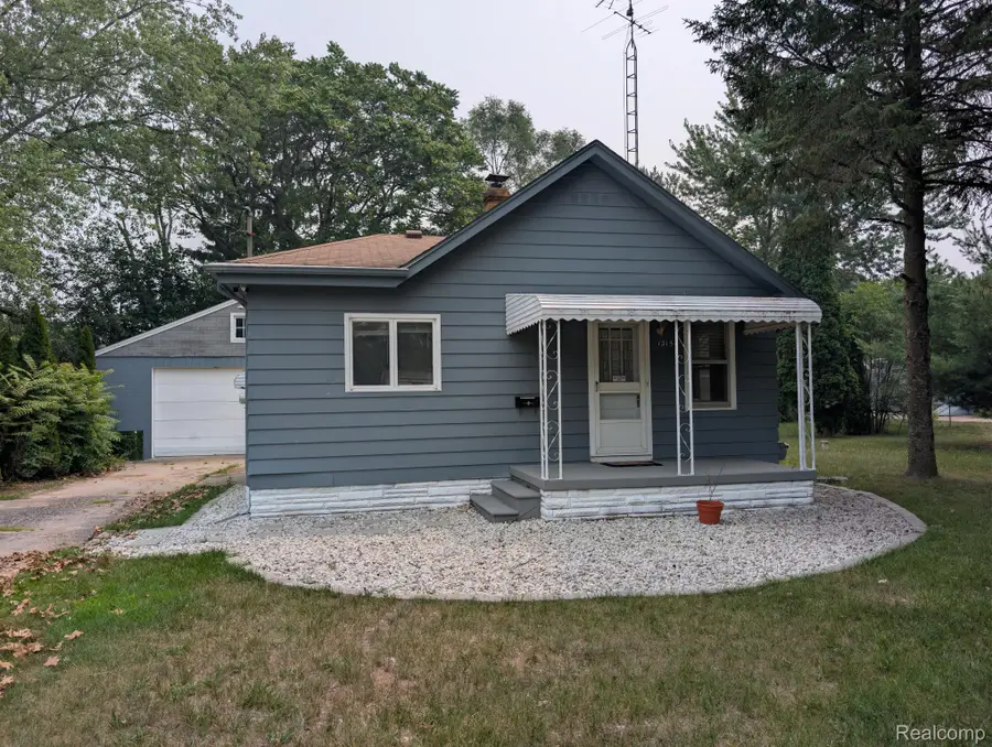 12154 Benson Road, Mount Morris, MI 48458 - #2