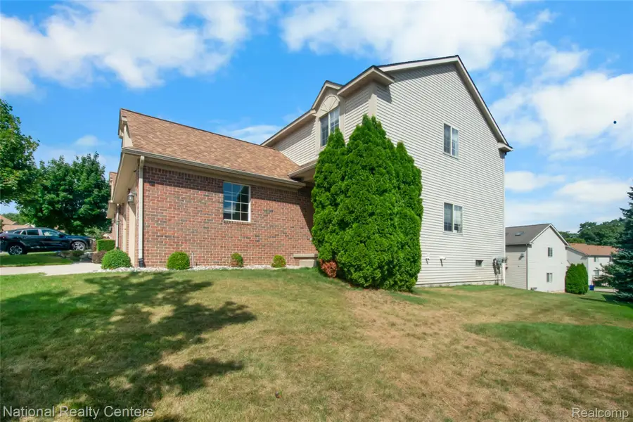 7094 Magnolia Lane, Waterford, MI 48327 - #3