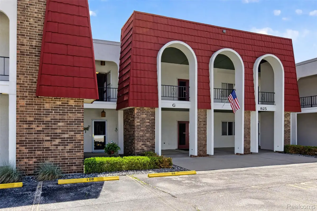 925 Kennely Road #G-106, Saginaw, MI 48609 - #1