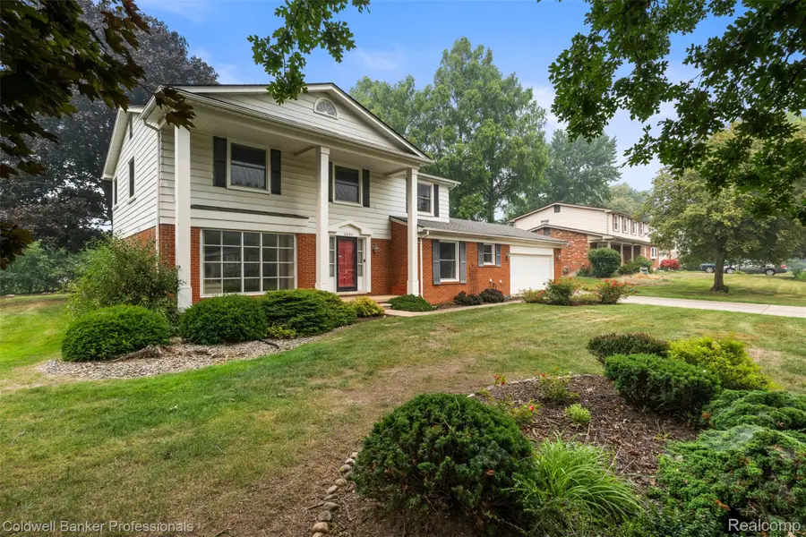 6890 Alderley Way, West Bloomfield, MI 48322 - #2