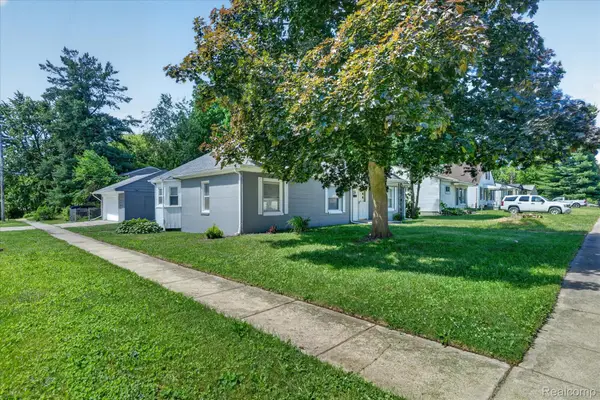 24827 Puritan, Redford, MI 48239