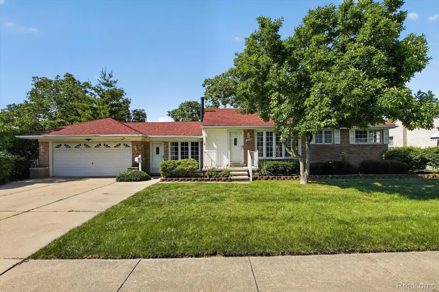 32740 Alvin Street, Garden City, MI 48135 - #2