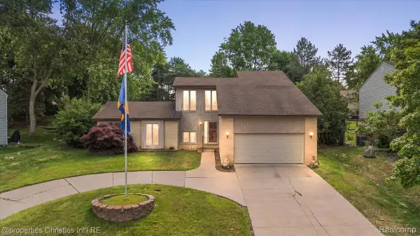 37224 Chesapeake Road, FarmingtonHills, MI 48335