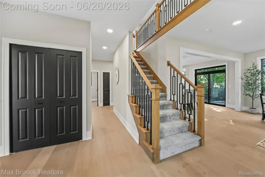 34575 Jefferson Avenue, Harrison Township, MI 48045 - #3