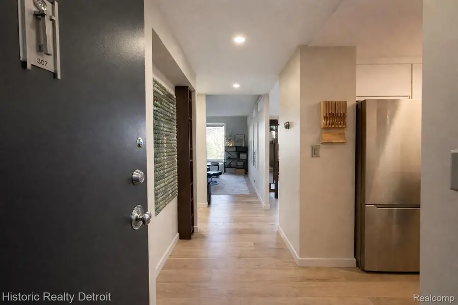 1300 E Lafayette Street E #307, Detroit, MI 48207 - #3