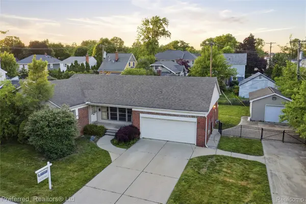 860 Palmer Street, Plymouth, MI 48170