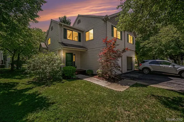 1390 Patricia Avenue, AnnArbor, MI 48103