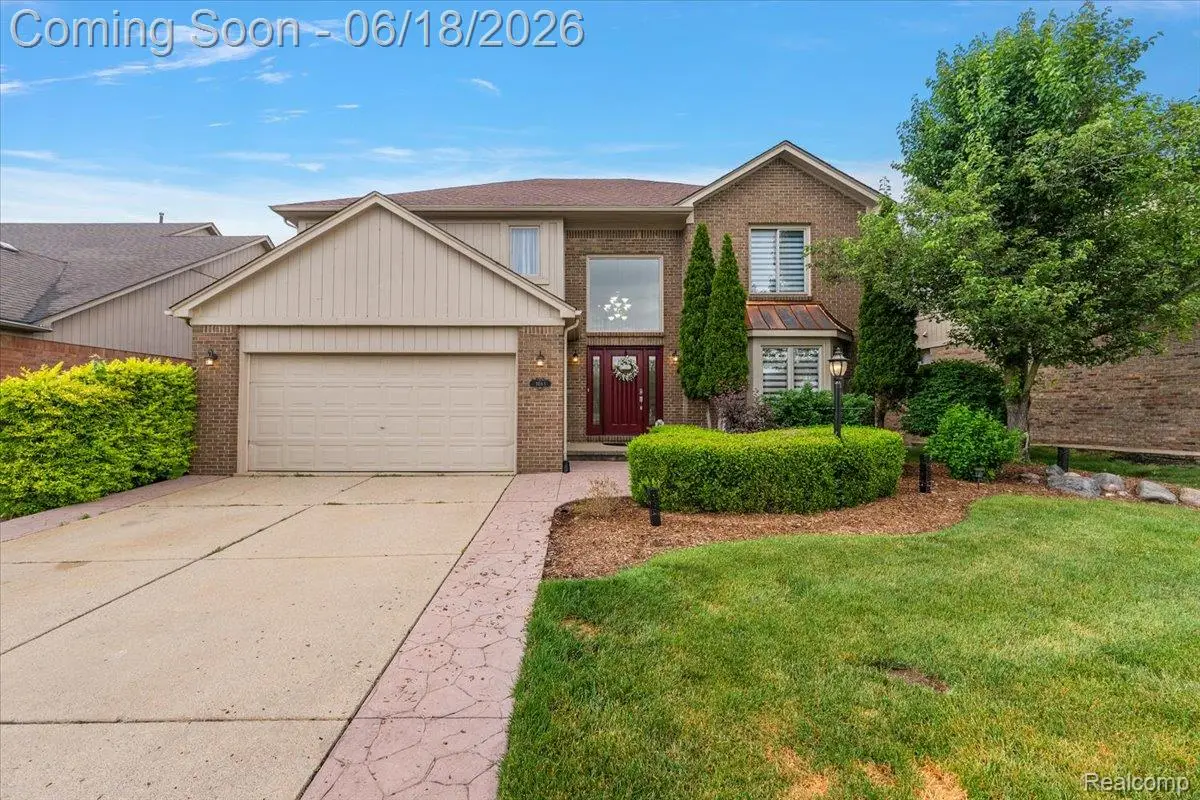 1043 River Mist Drive, Rochester, MI 48307 - #1