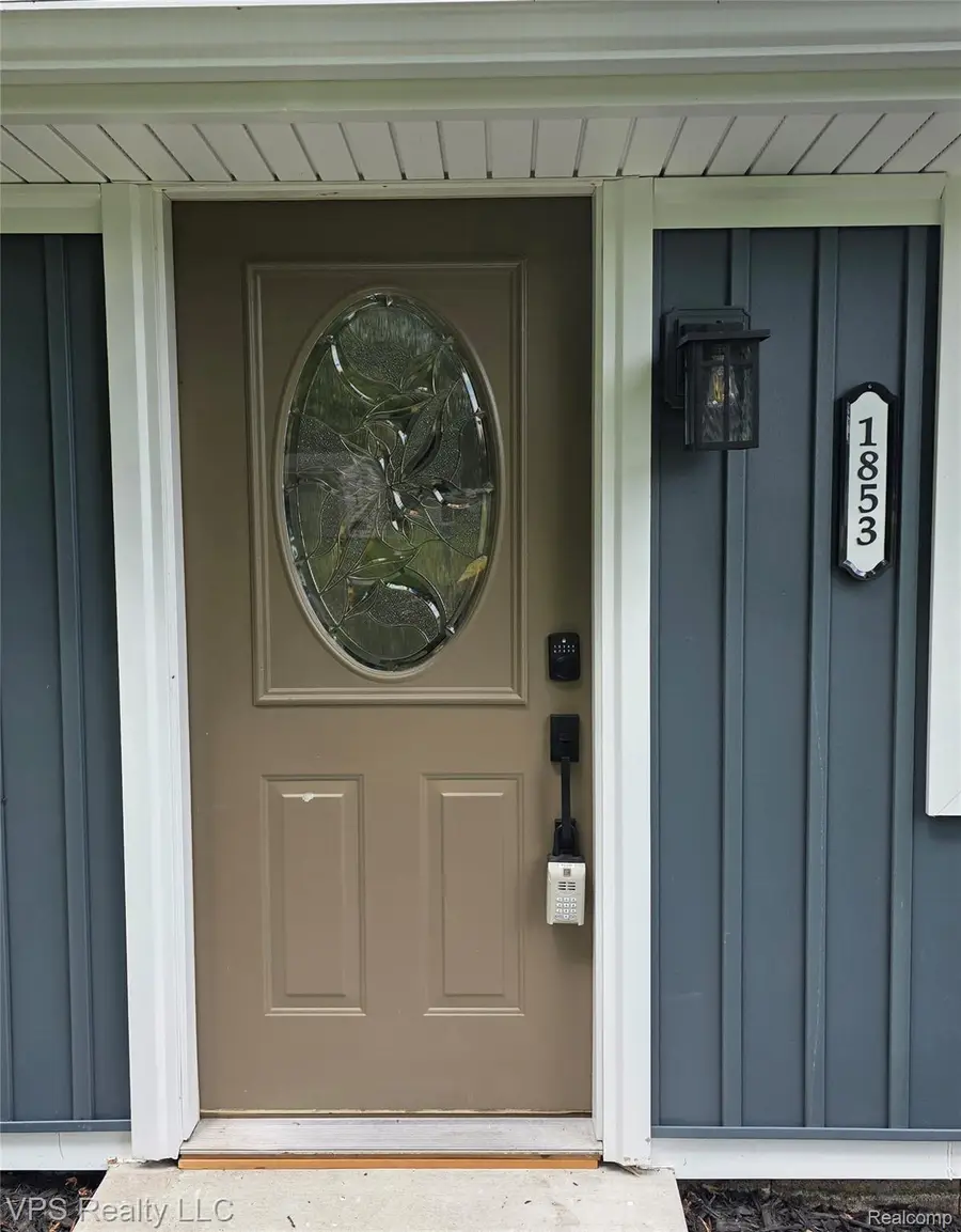 1853 Payson Road, Walled Lake, MI 48390 - #2