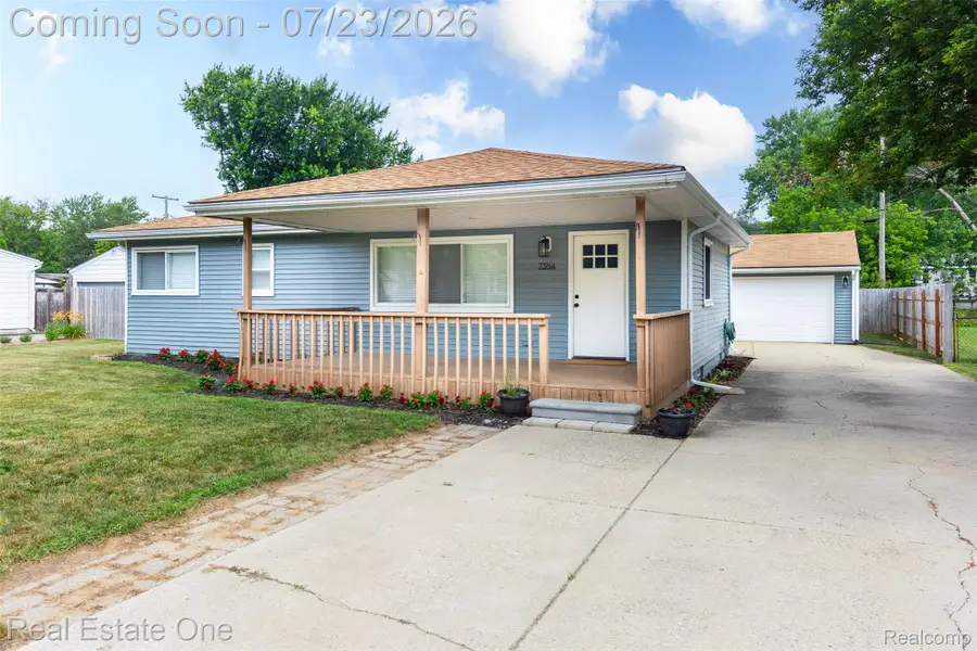7354 N Shaker Drive, Waterford, MI 48327 - #2
