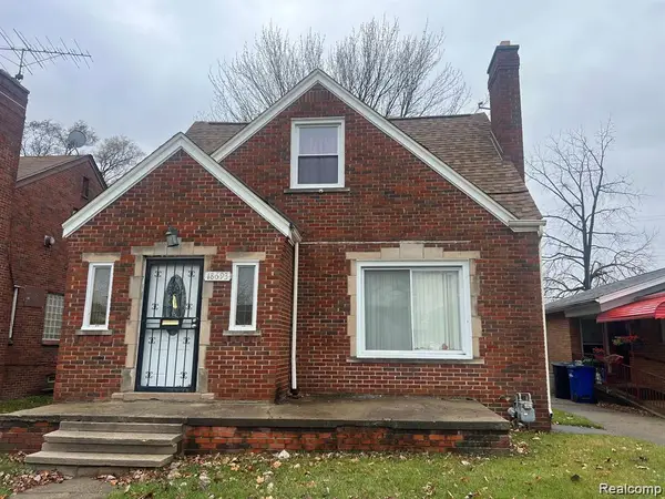 18693 Whitcomb Street, Detroit, MI 48235