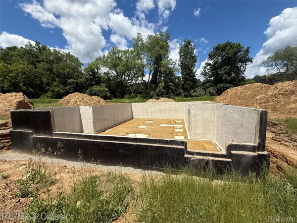 1500 Buttercup Trail, Milford, MI 48381