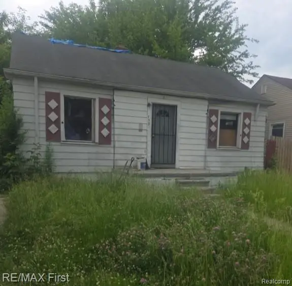7389 Westwood Street, Detroit, MI 48228